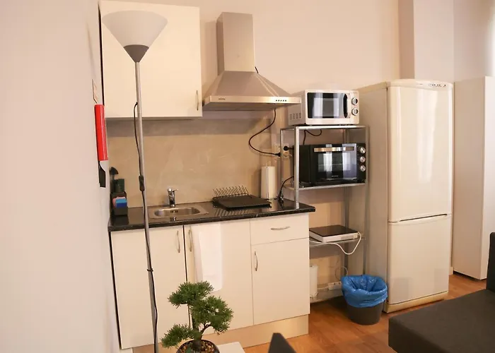 Bonsai Apartment II